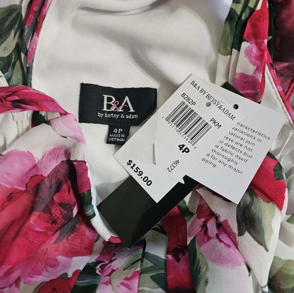 Betsy & Adam Pink and Green Floral Halter Maxi Dress - Picture 9 of 10